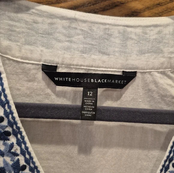 White House Black Market White & Blue Embroidered Tunic Top - Picture 8 of 10